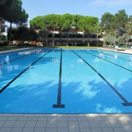Flat With Terrace Overlooking The Pool Lejlighed Bibione